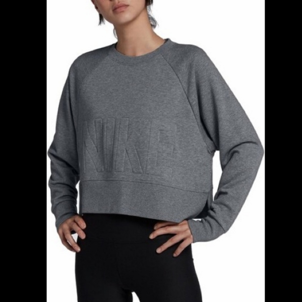 EUC Nike Dri-Fit Embossed 1X Cropped Workout Sweatshirt